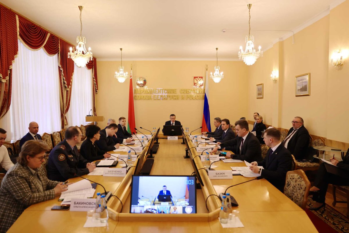 Союзные парламентарии: оснований для взимания местного сбора на внутренней границе Союзного государства нет