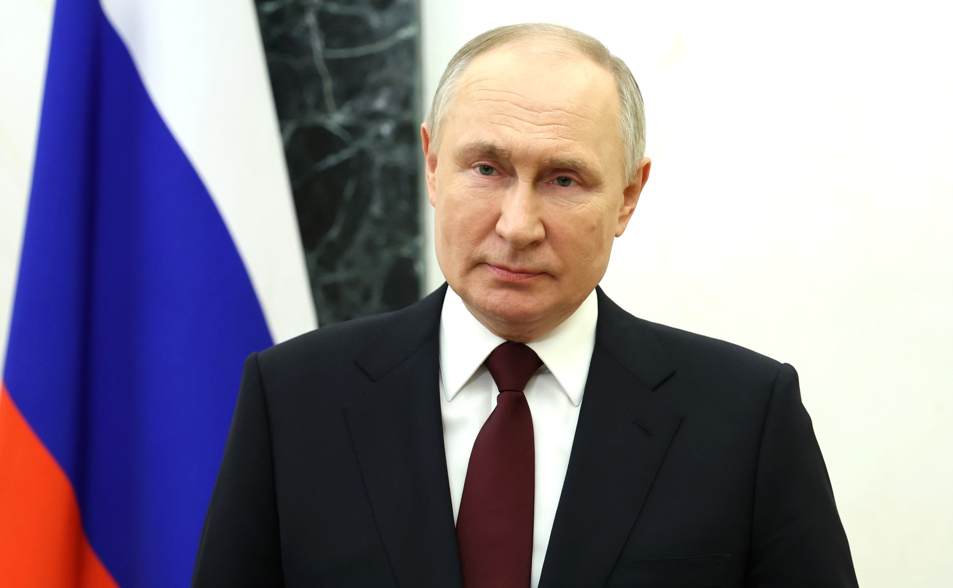 Путин: страна, все граждане России верят в силу и надежность своих защитников