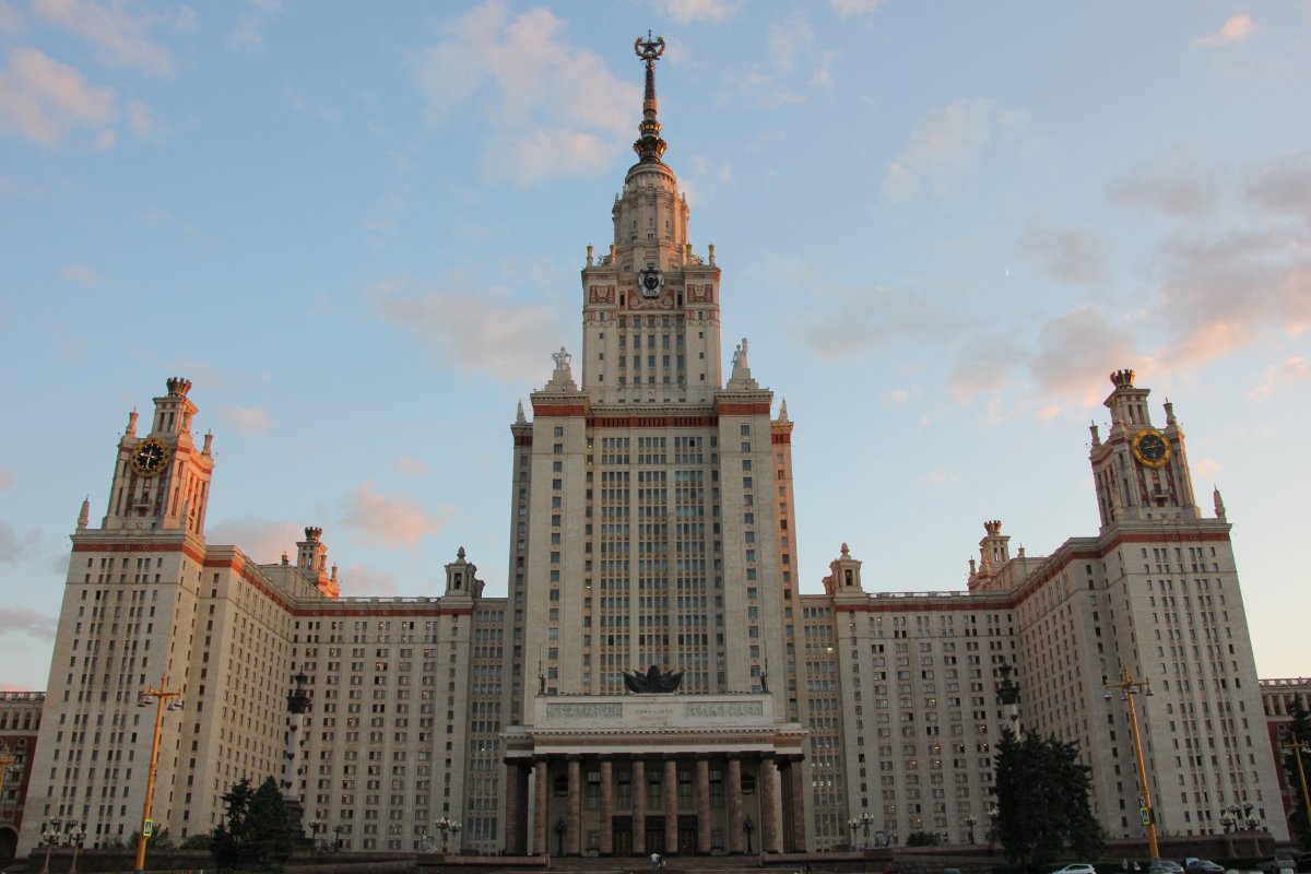Российские вузы смогут вернуться к очным занятиям с 7 февраля
