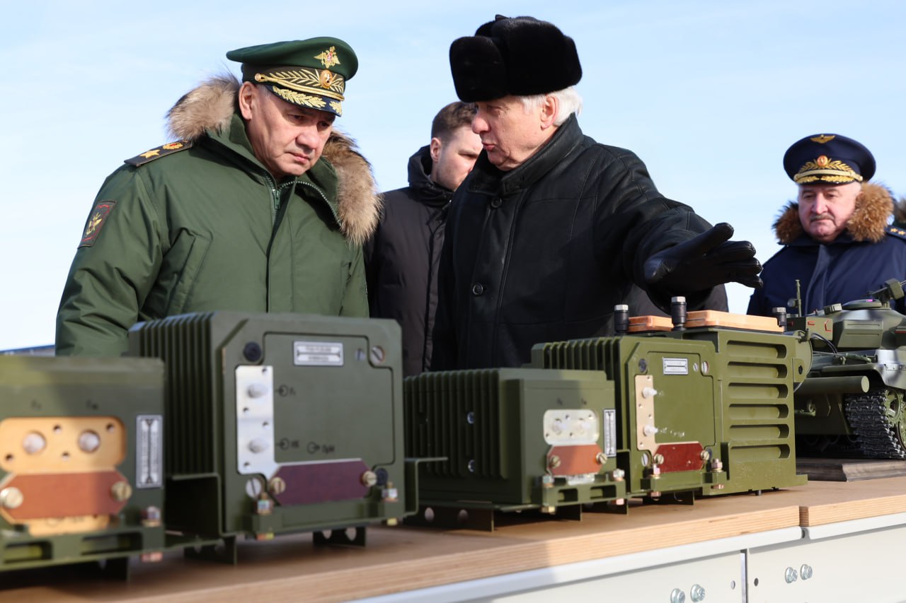 Шойгу проверил выполнение ГОЗ в Московской области