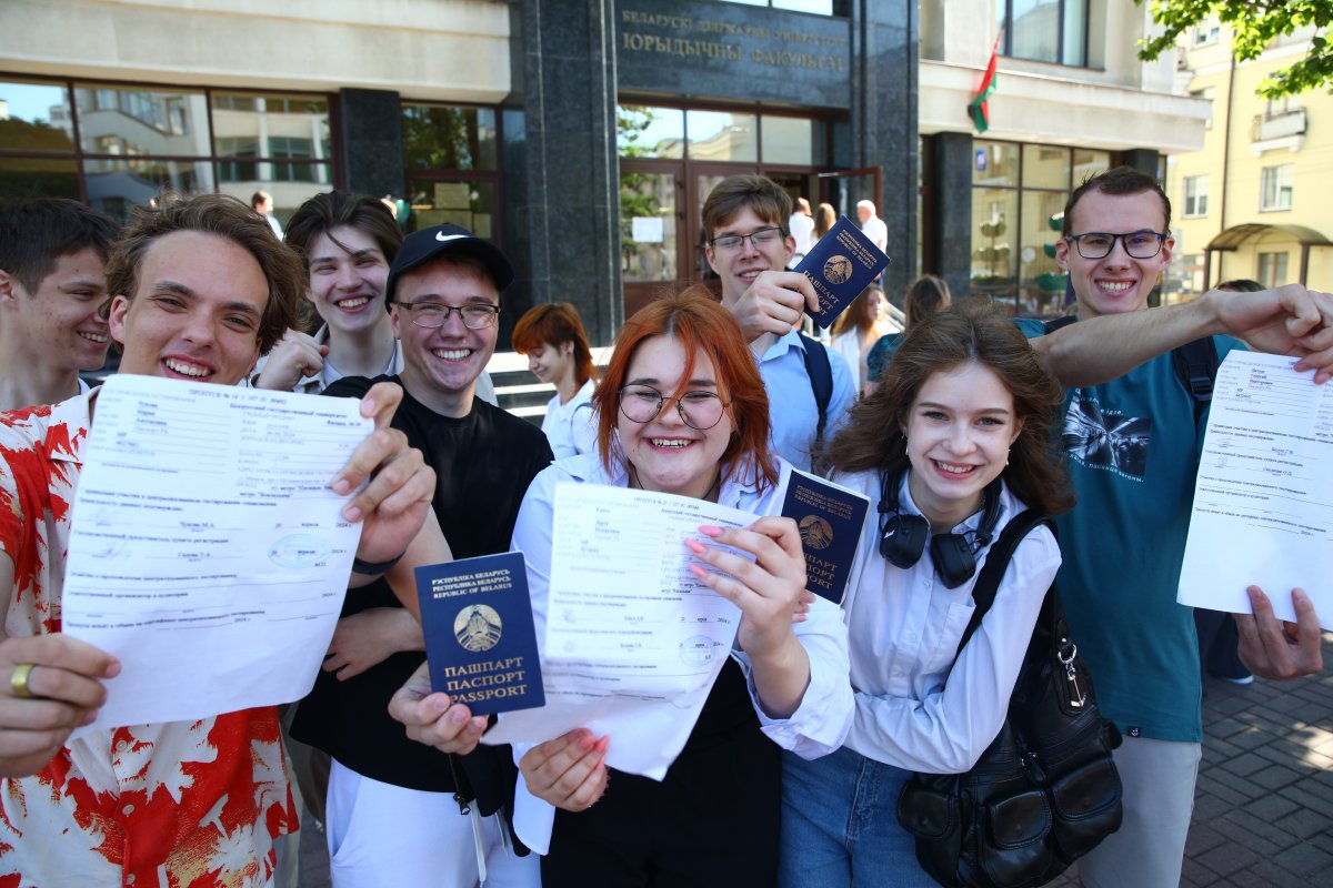 В Беларуси дан старт регистрации абитуриентов для централизованного тестирования