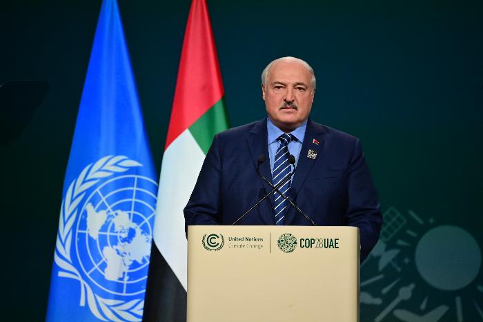 Лукашенко: мы разные, но мы едины перед лицом глобального вызова природы