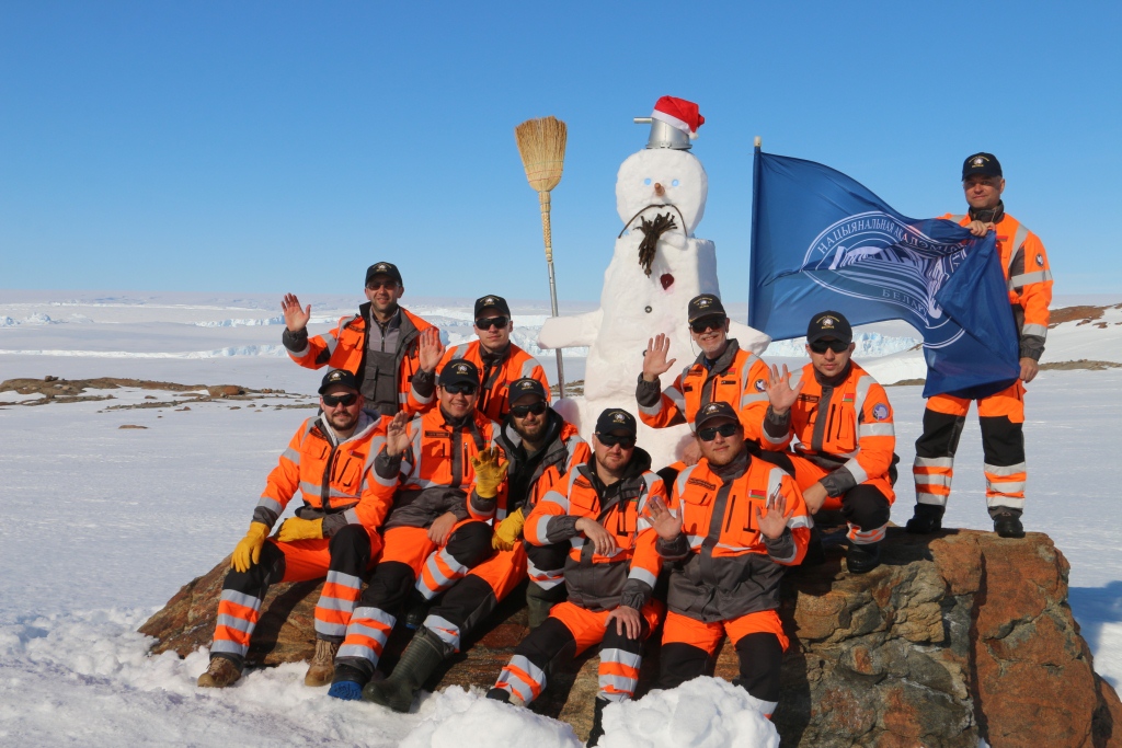Белорусские полярники завершили доставку личного состава и грузов на антарктическую станцию