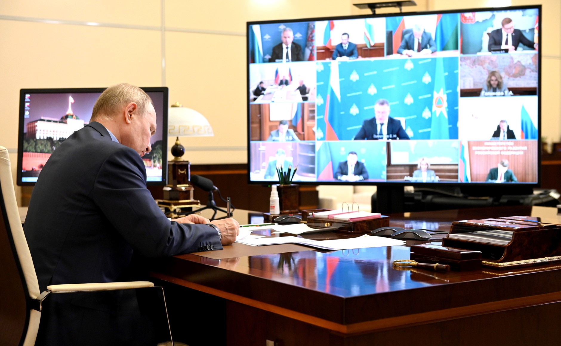 Недостаточно информированы
