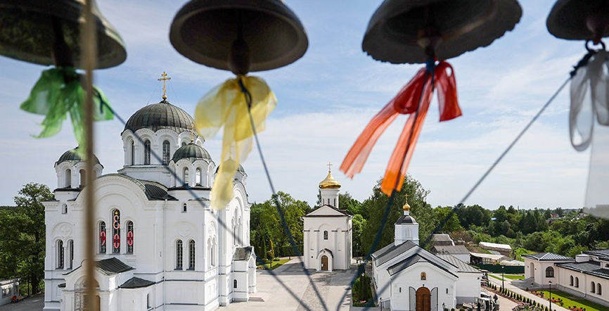День Покрова Богородицы отмечают православные верующие