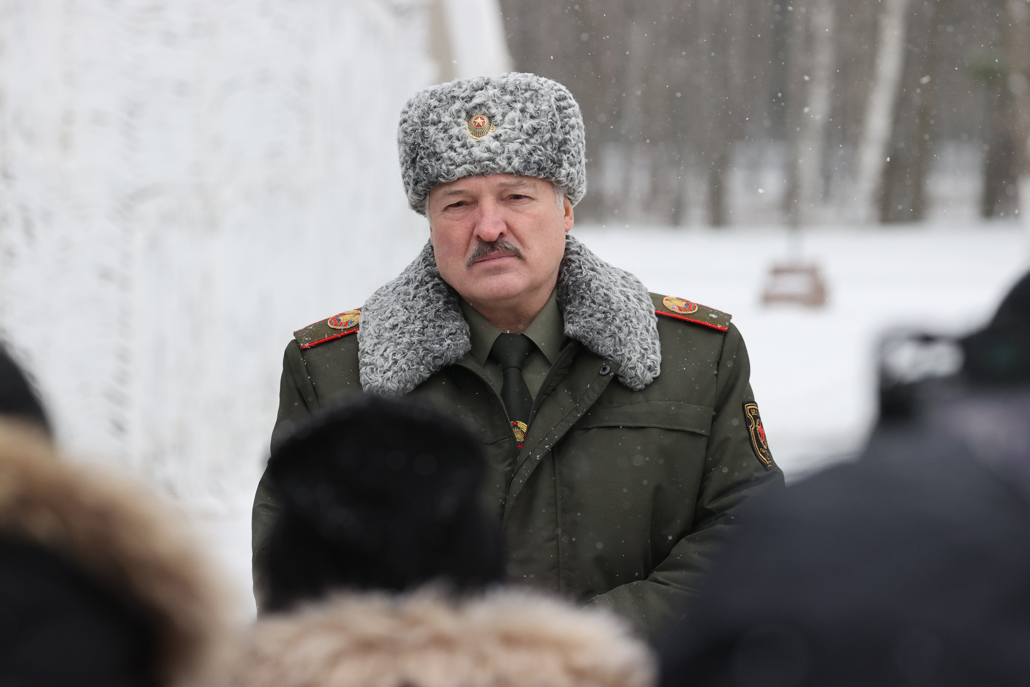 Александр Лукашенко, как Президент Беларуси  и председатель Высшего госсовета СГ, подчеркнул: Беларусь и Россия не хотят войны