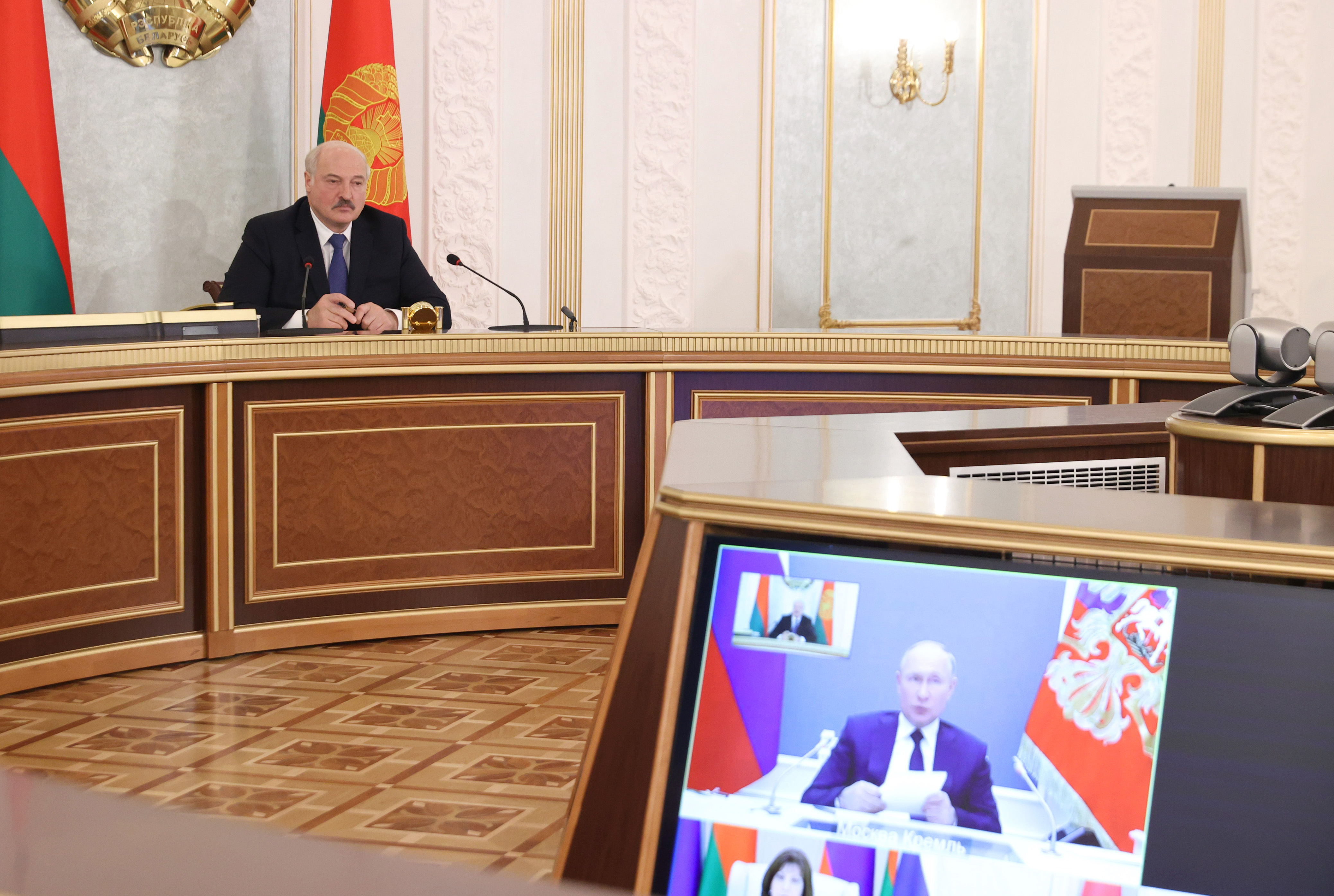  Лукашенко: Нужно вырабатывать у людей иммунитет к фейковой информации