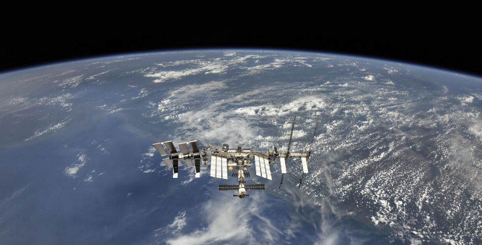 В Роскосмосе сообщили о восстановлении ориентации МКС в пространстве