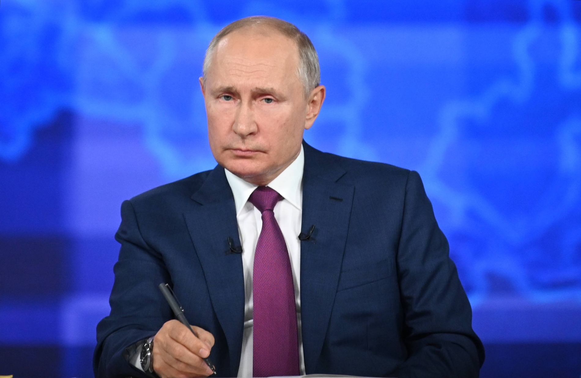 Сервисы по приему вопросов для Прямой линии с Путиным заработают до конца недели