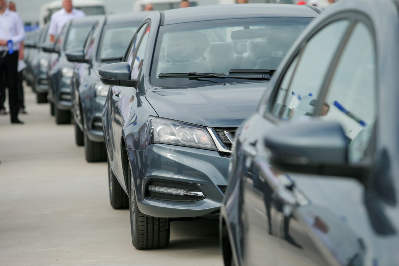 Автомобили белорусского производства становятся популярными в таксопарках  Москвы