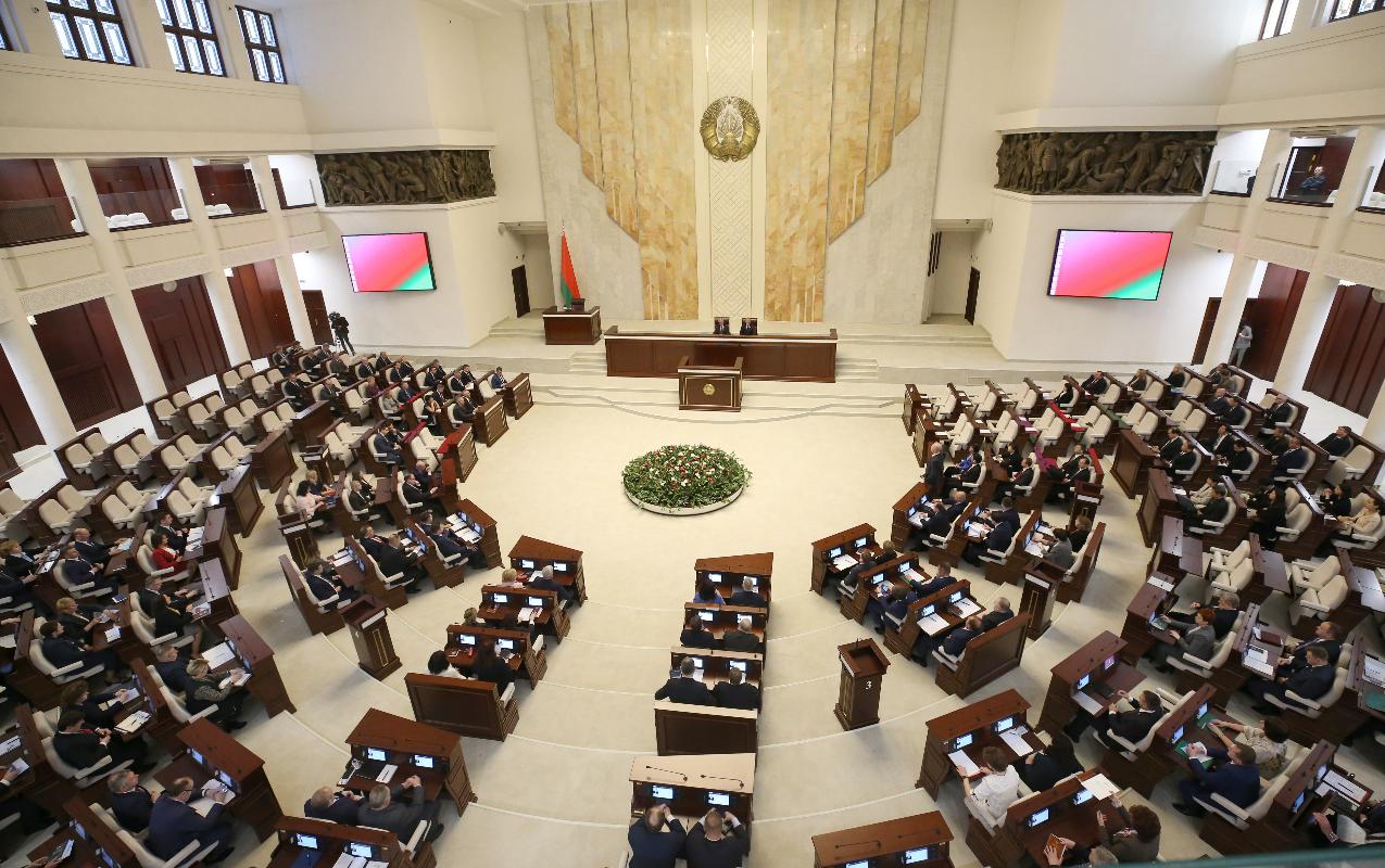 Белорусские депутаты нового созыва проведут первую сессию 22 марта
