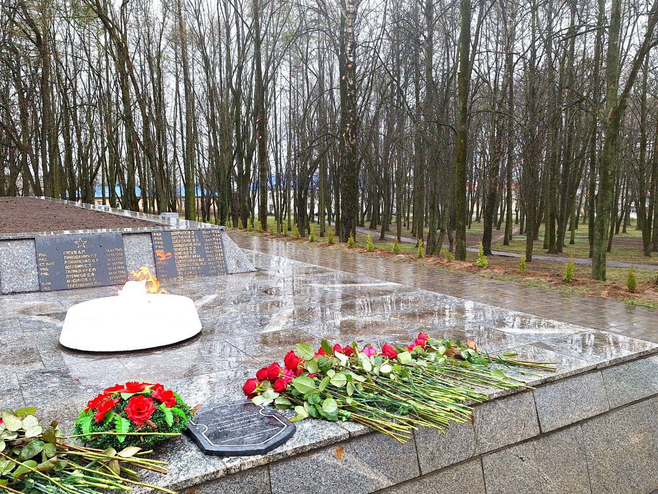 В Минской области высадили "Сад памяти" к 80-летию Великой Победы