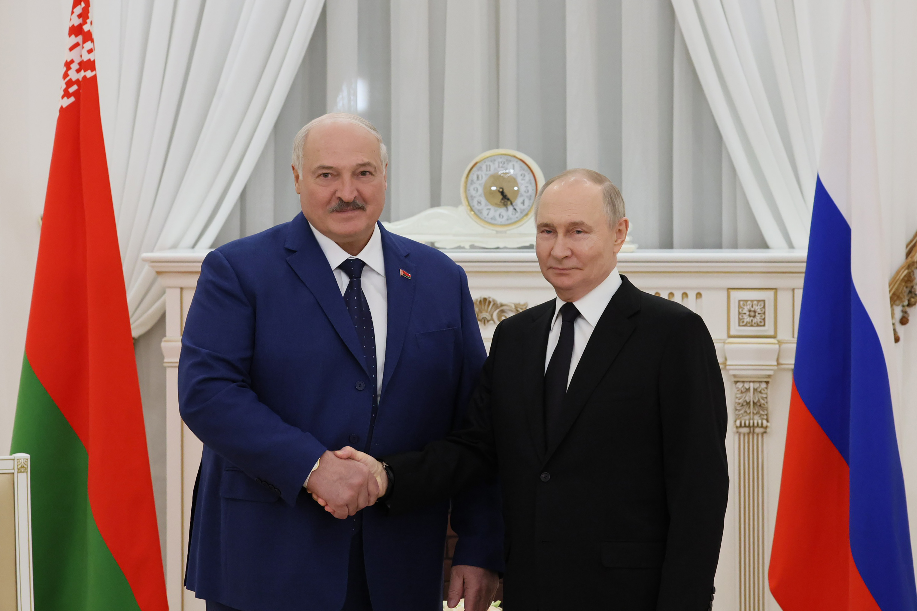 Путин: сегодня узы братской дружбы РФ и Беларуси остаются прочными, как и прежде