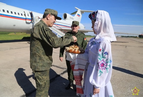 Сегодня в Беларусь с рабочим визитом прибыл замглавы военного ведомства России