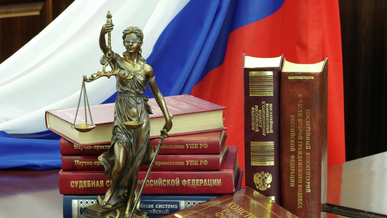 Антироссийские санкции вводят режим беззакония, заявили в АЮР