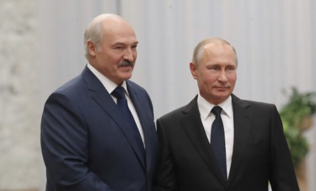 Владимир Путин и Александр Лукашенко провели телефонный разговор