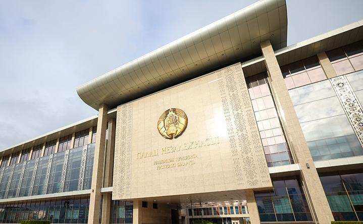 Александр Лукашенко заслушал доклады глав МВД Беларуси и КГК республики