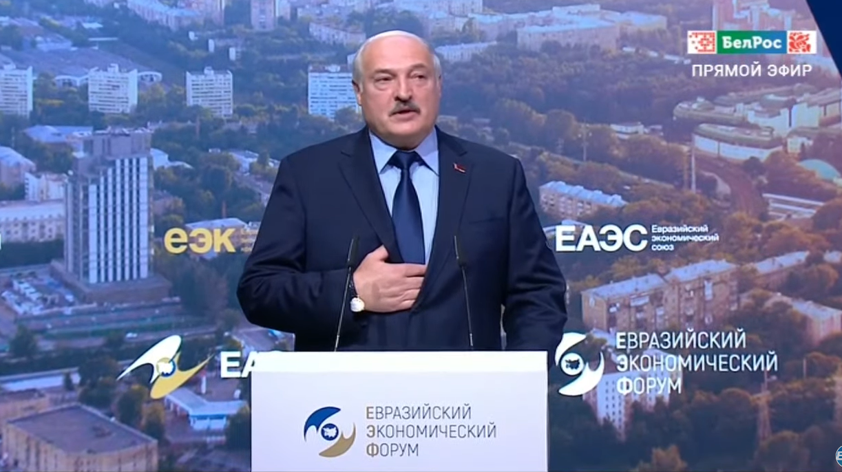 Александр Лукашенко: наш ЕАЭС начинался на кухне Президента Путина