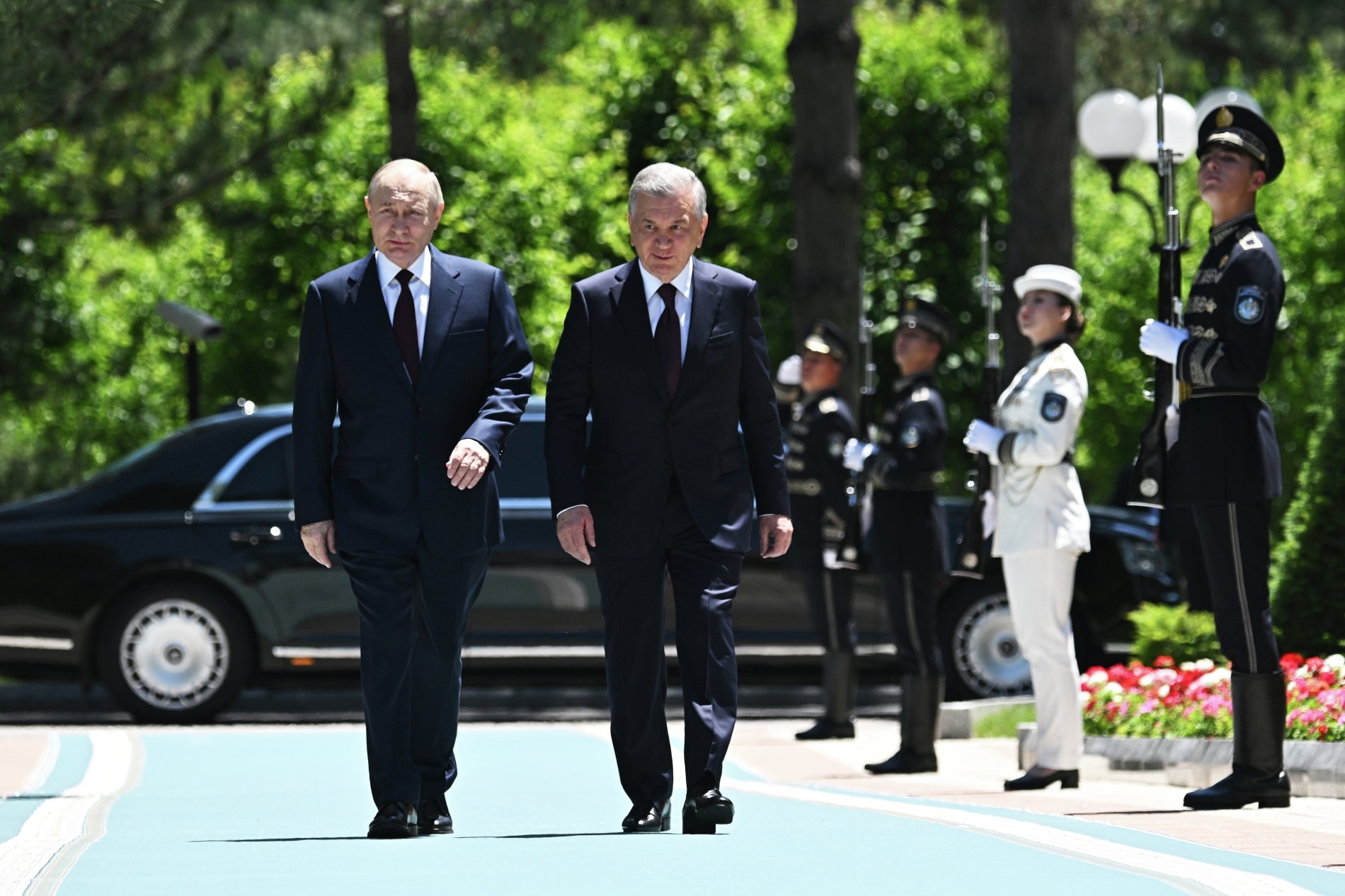 По итогам визита Путина в Узбекистан подписано 27 документов