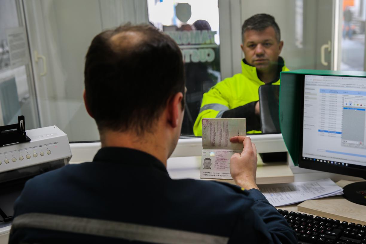 За 7 месяцев этого года "безвизом" в Беларусь воспользовались 111 504 граждан ЕС