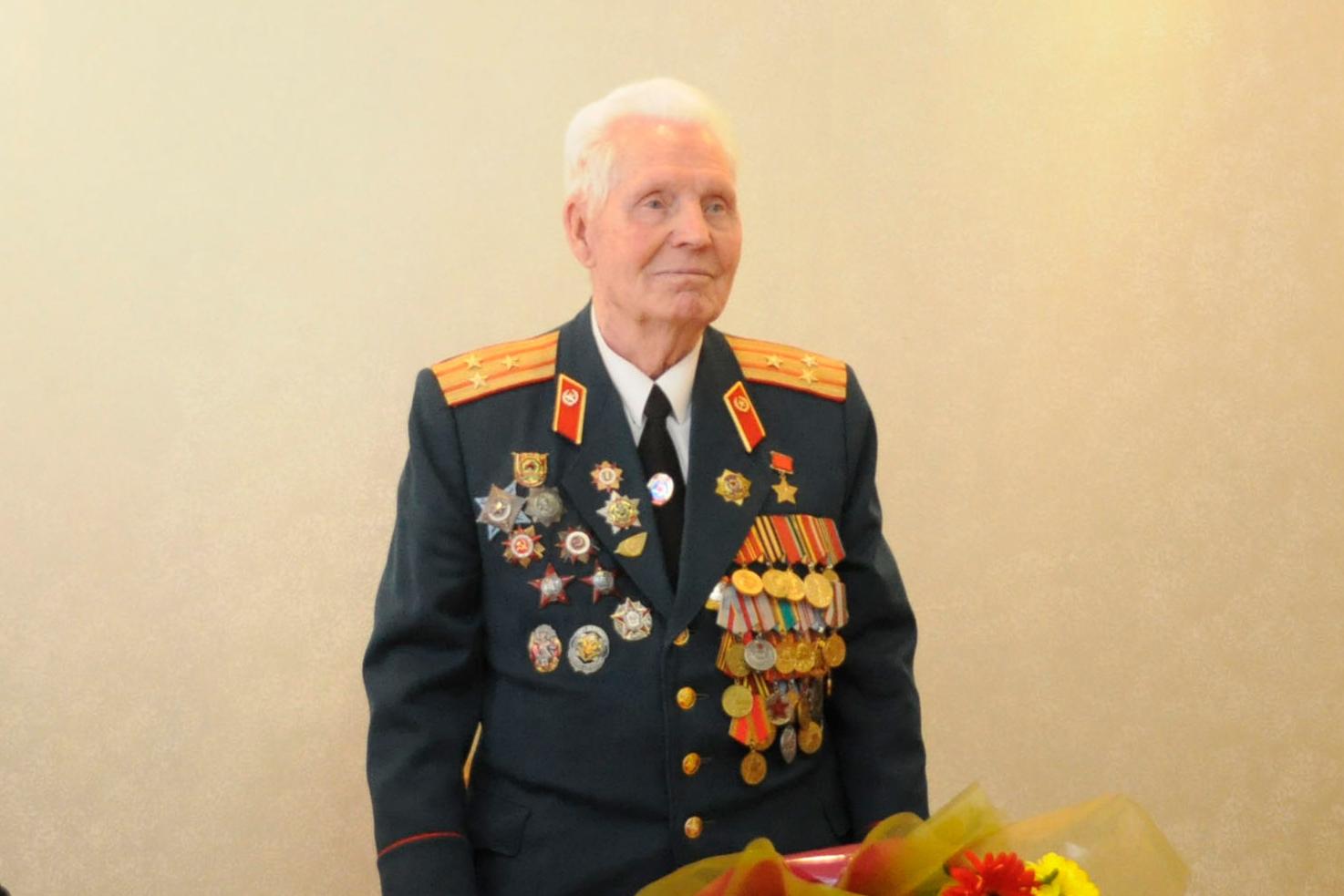 Ивану Кустову исполняется 98 лет