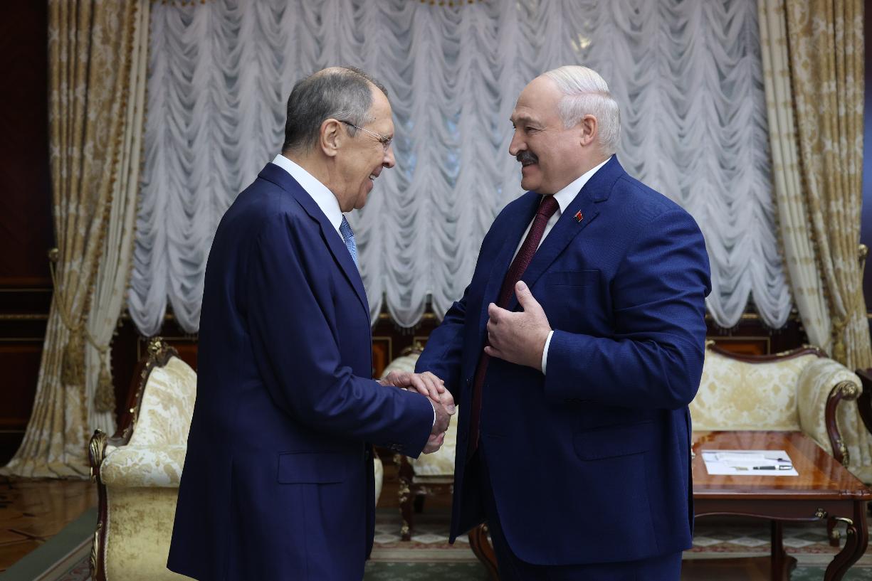 Лукашенко отметил согласованную позицию Беларуси и России во внешней политике 