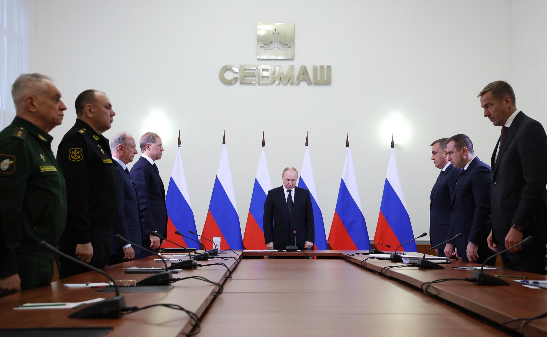 Путин выразил выразить соболезнования родным и близким погибших в авиакатастрофе