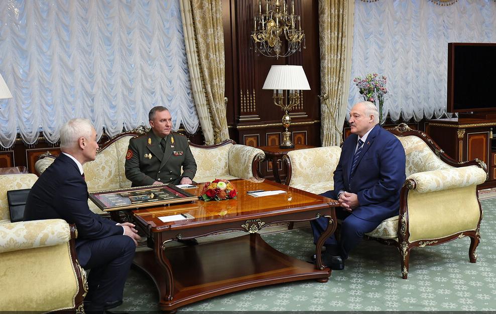 Лукашенко: мы ни на кого нападать не собираемся