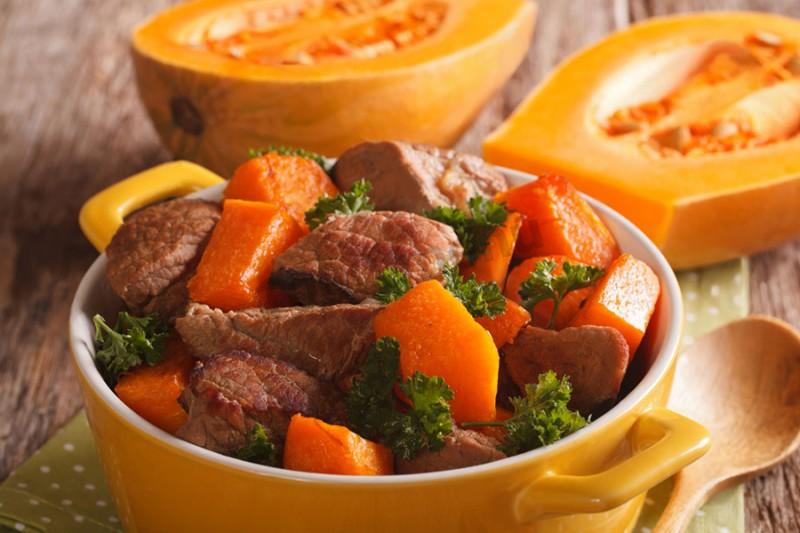 Братская кухня. Гарбузок со шкварками и говядина с черносливом