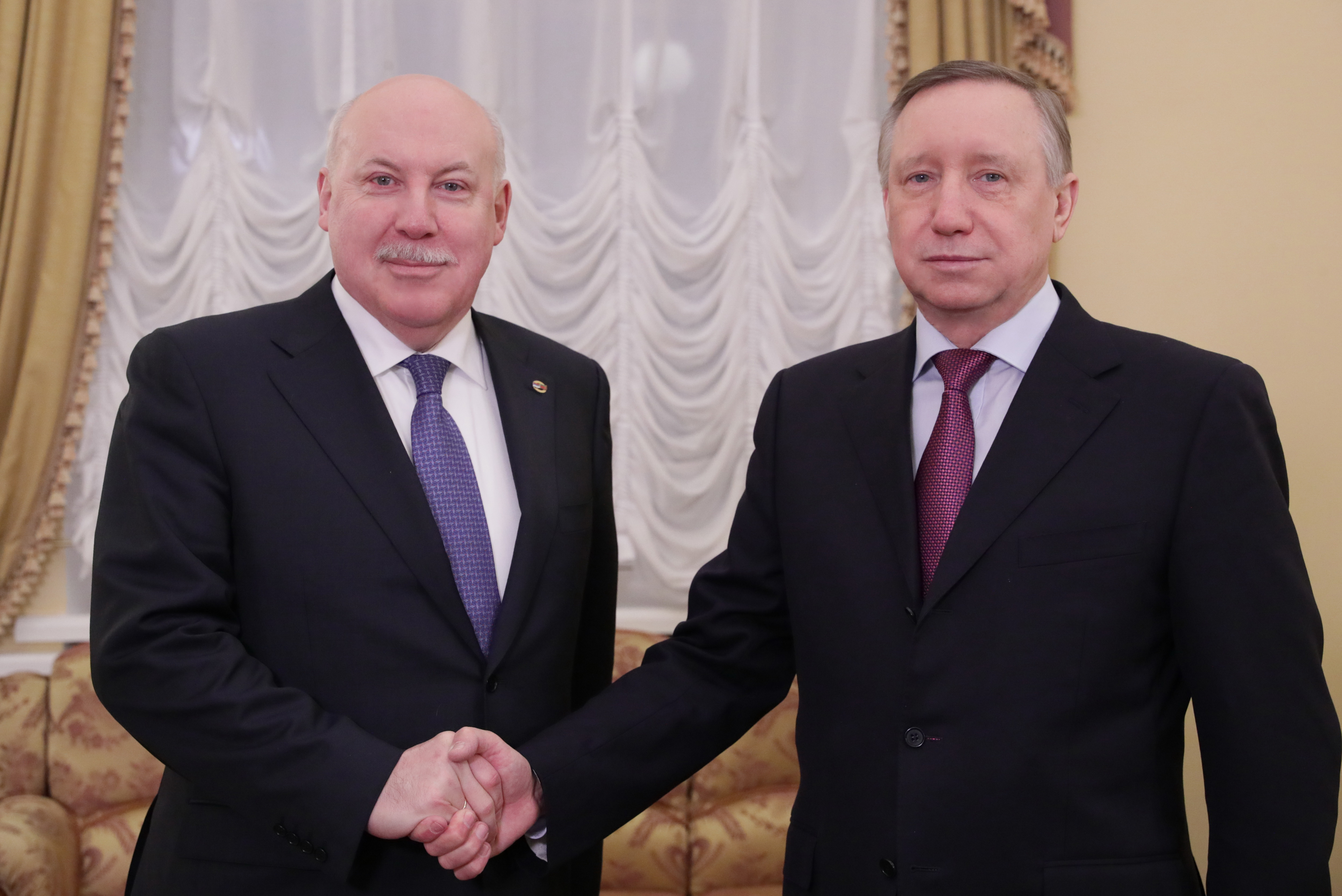 Встреча Госсекретаря Союзного государства и губернатора Петербурга прошла в Смольном
