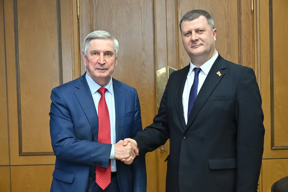 Посол Беларуси и вице-спикер Госдумы провели встречу в Москве