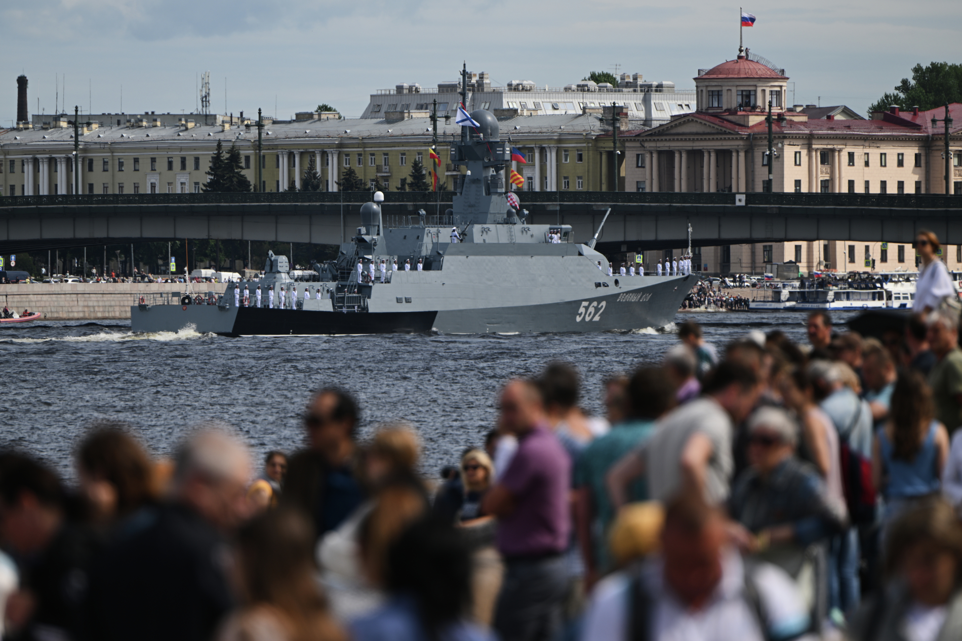 В Санкт-Петербурге прошла генеральная репетиция парада в честь Дня ВМФ 