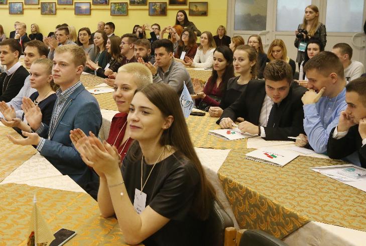 В Гродно 350 студентов из России и Беларуси приняли участие в гражданско-патриотическом марафоне