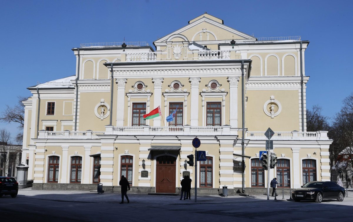 Герои Достоевского заговорили на минской сцене по-белорусски 