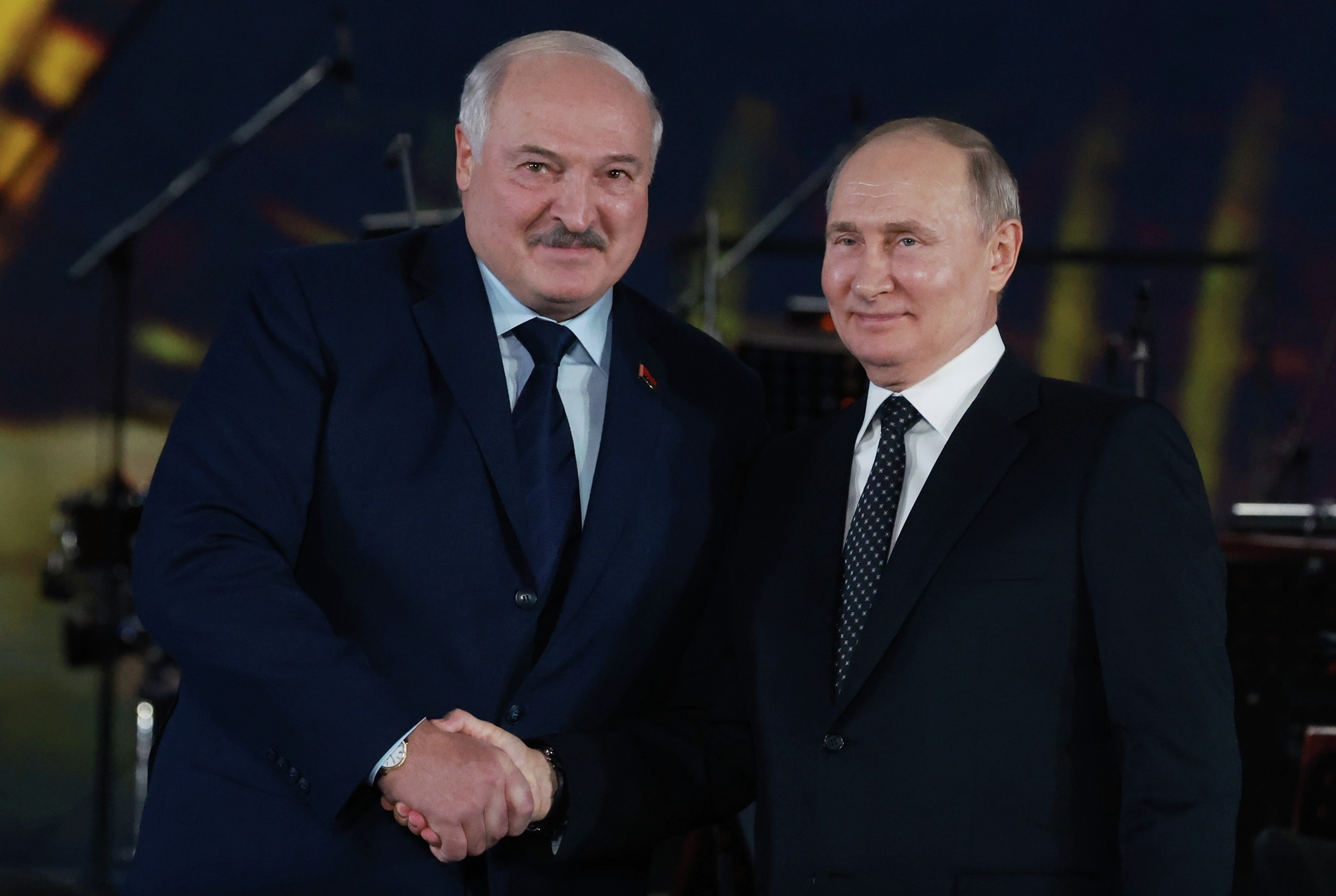 Путин поздравил Лукашенко с 30-летием пребывания в должности Президента Беларуси