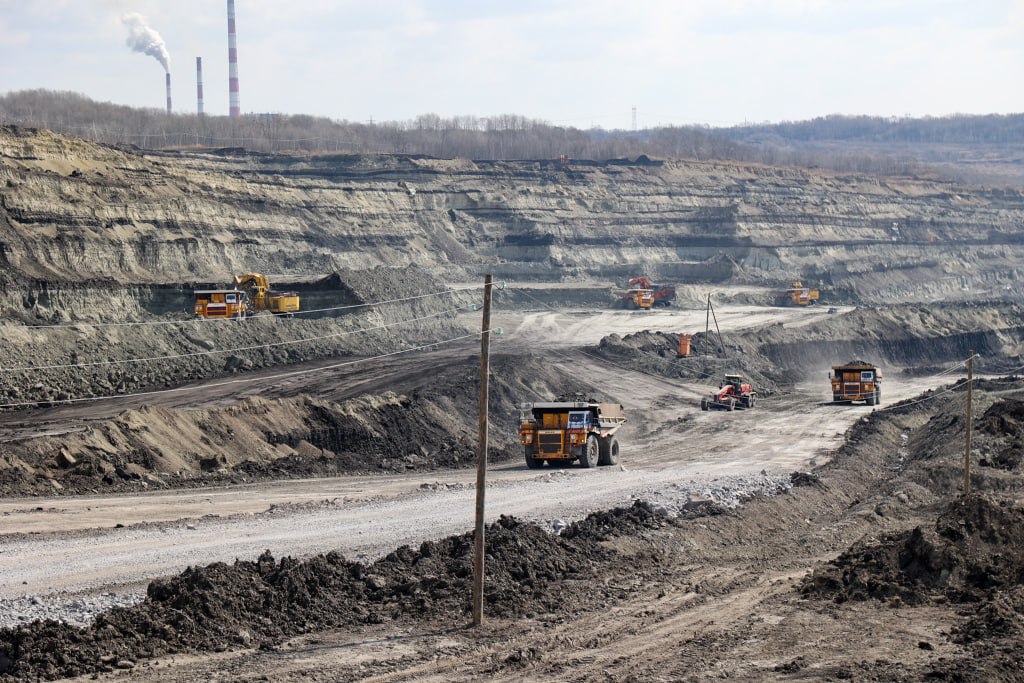 Пять новых 220-тонных БЕЛАЗа будут работать в угольной отрасли Приморья