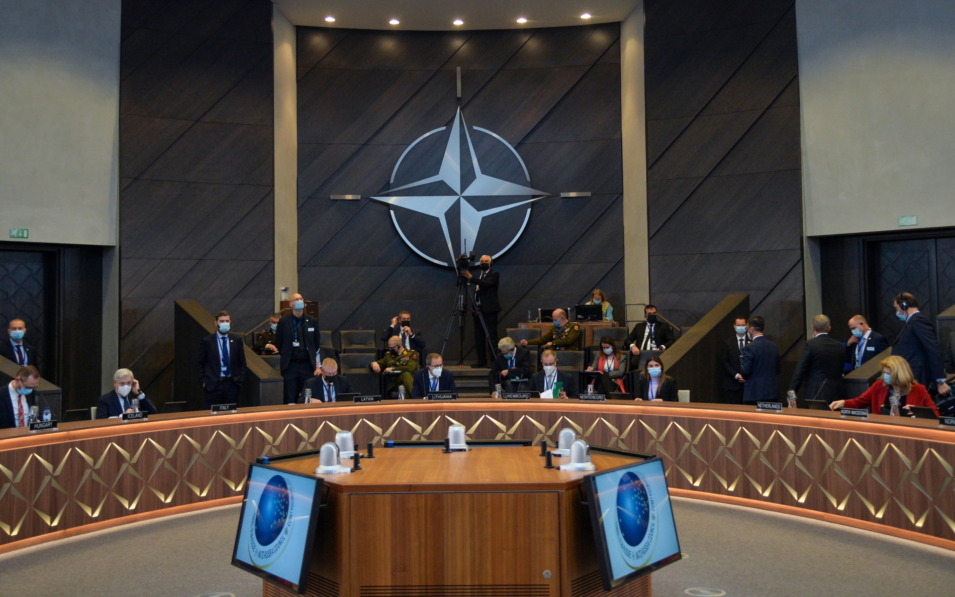 В Брюсселе прошло заседание Совета Россия - НАТО 