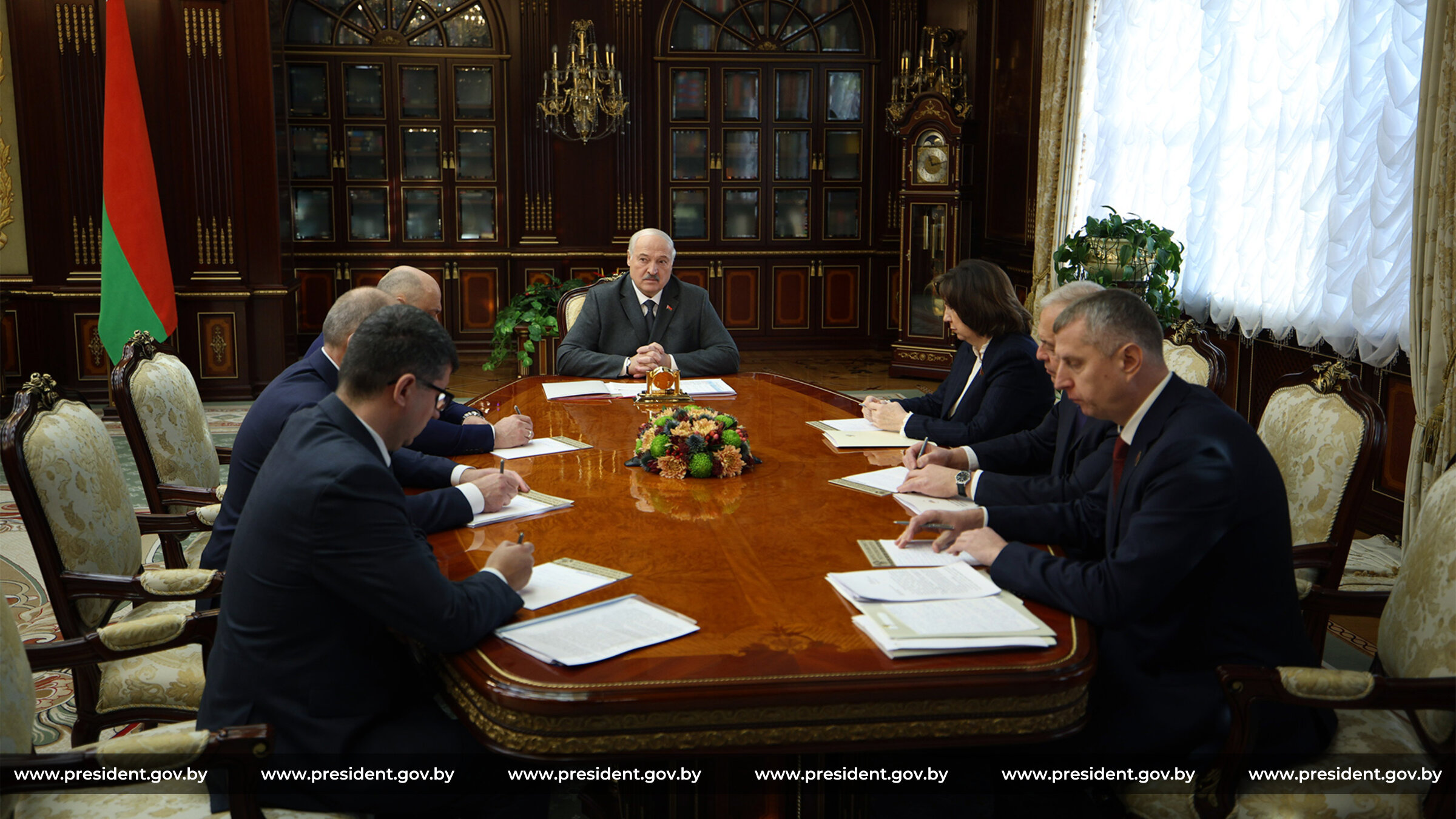 Президент Беларуси Александр Лукашенко 15 января рассмотрел кадровые вопросы