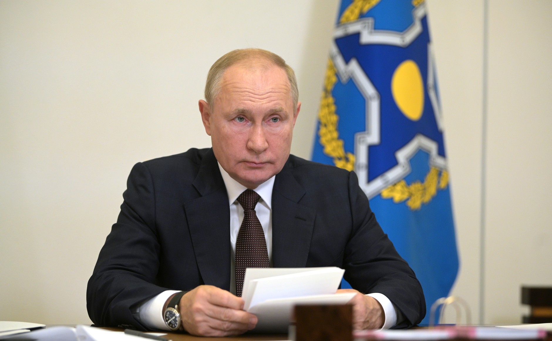 Владимир Путин заявил, что в его окружении заболели ковидом несколько десятков человек