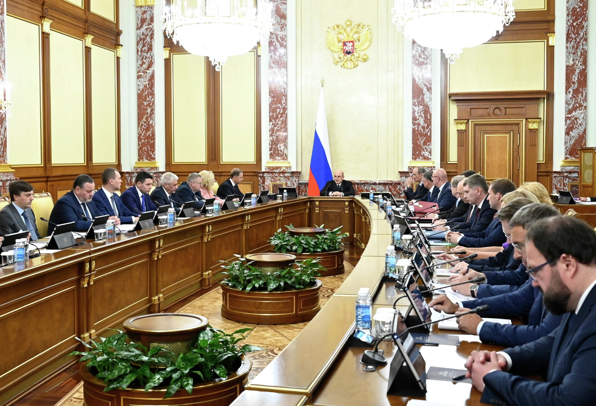 Как отдыхать будем: в кабмин РФ рассказали о переносе выходных дней в 2026 году