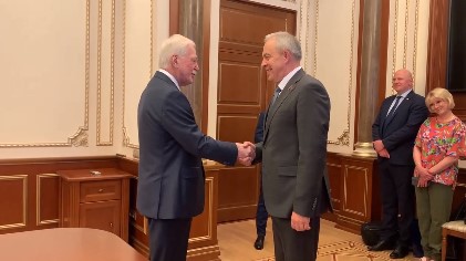 Грызлов: парламентское взаимодействие РФ и Беларуси составляет знаковую часть
