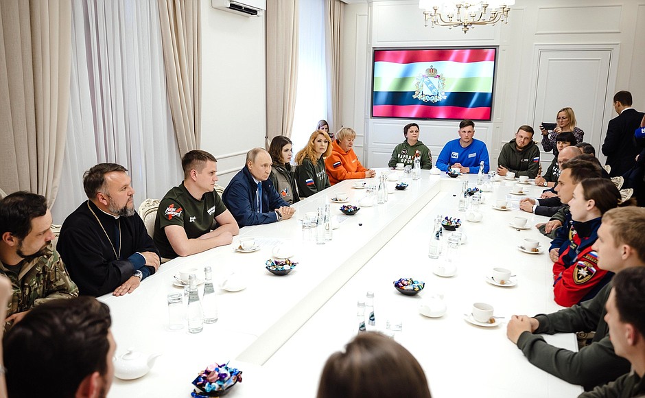 Путин совершил рабочую поездку в Курскую область