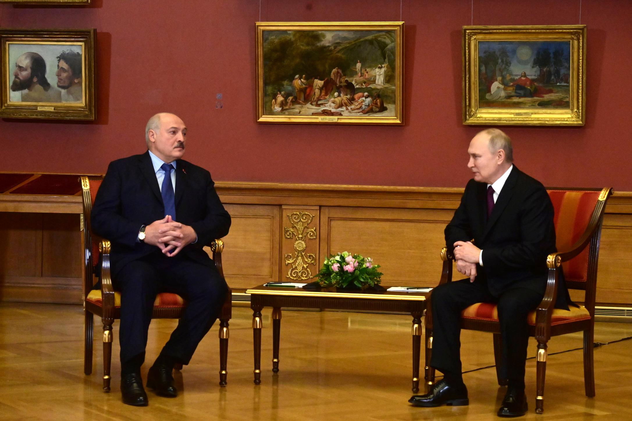 Лукашенко в русском музее