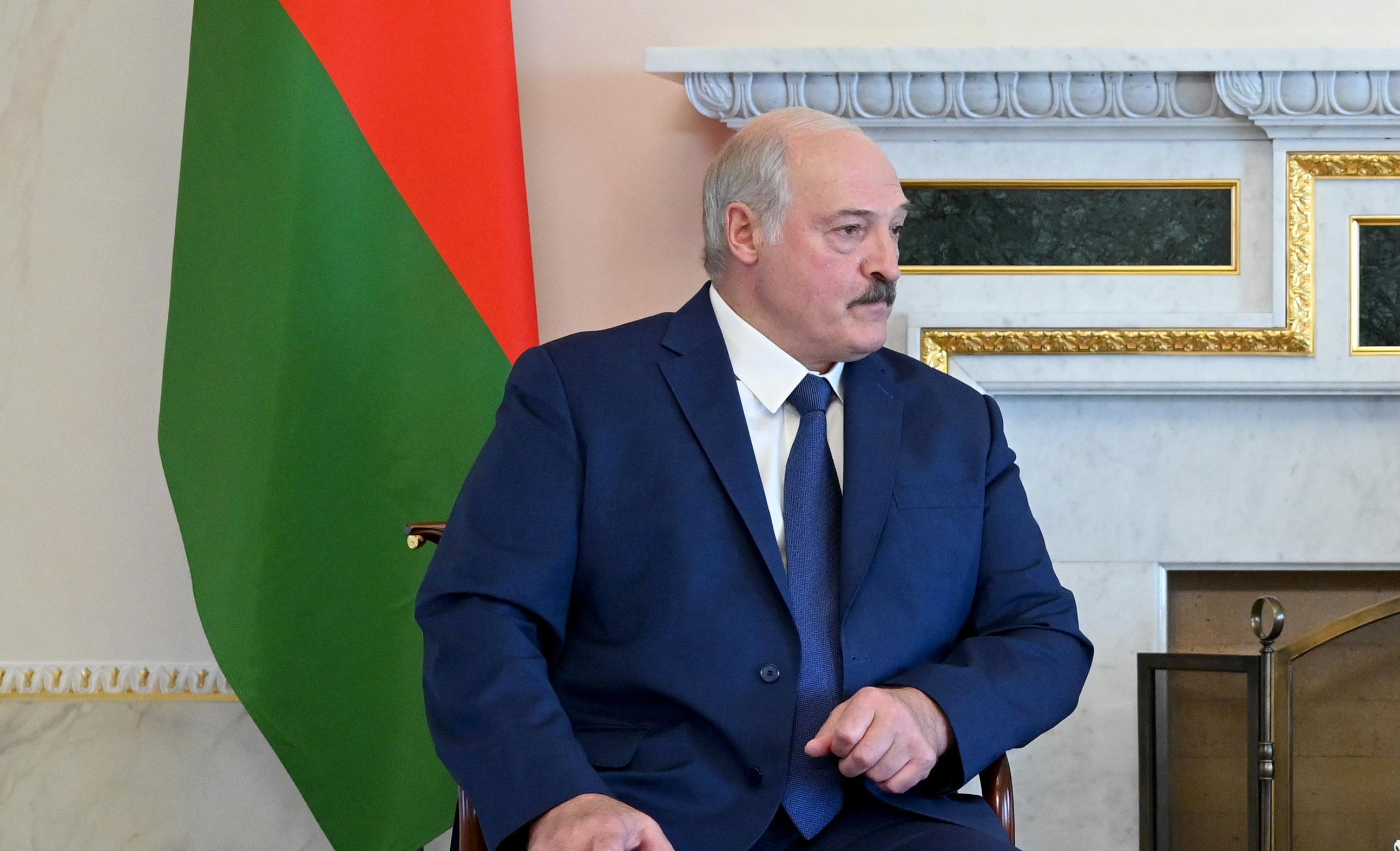 Александр Лукашенко: экономика в  Союзном государстве на фоне санкционного давления неожиданно интенсивно укрепляется