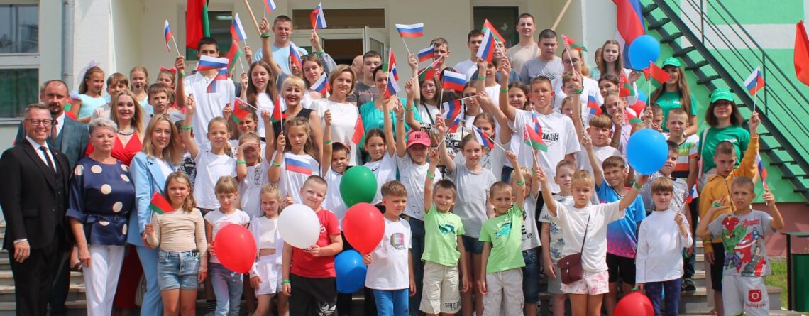 Мезенцев: около 29 тыс. ребят отдохнули по союзным путевкам, начиная с 2002 года