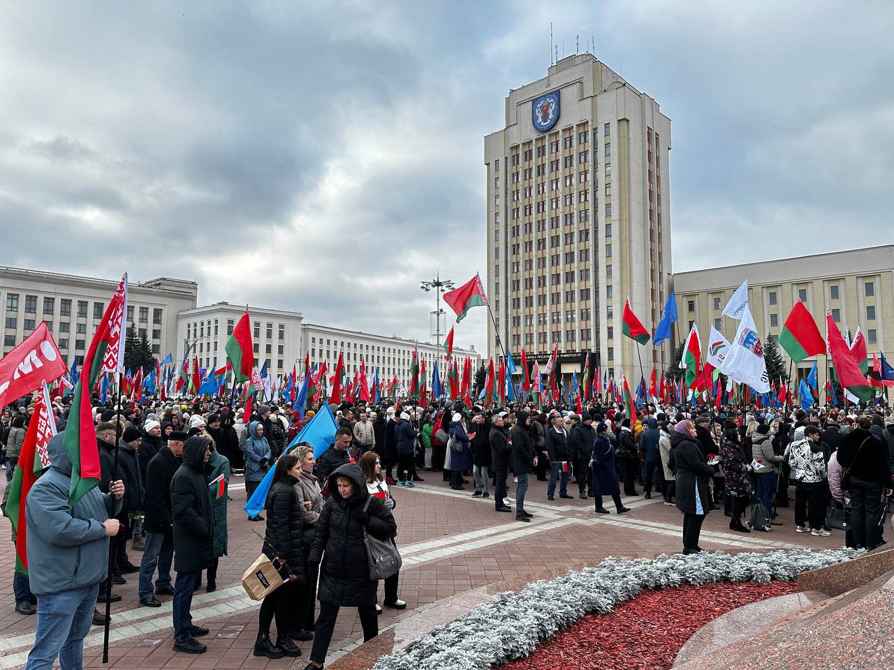 Красный день календаря: в Беларуси отмечают День Октябрьской революции