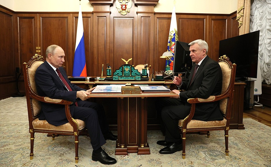 В Кремле обсудили социально-экономическое развитие Магаданской области