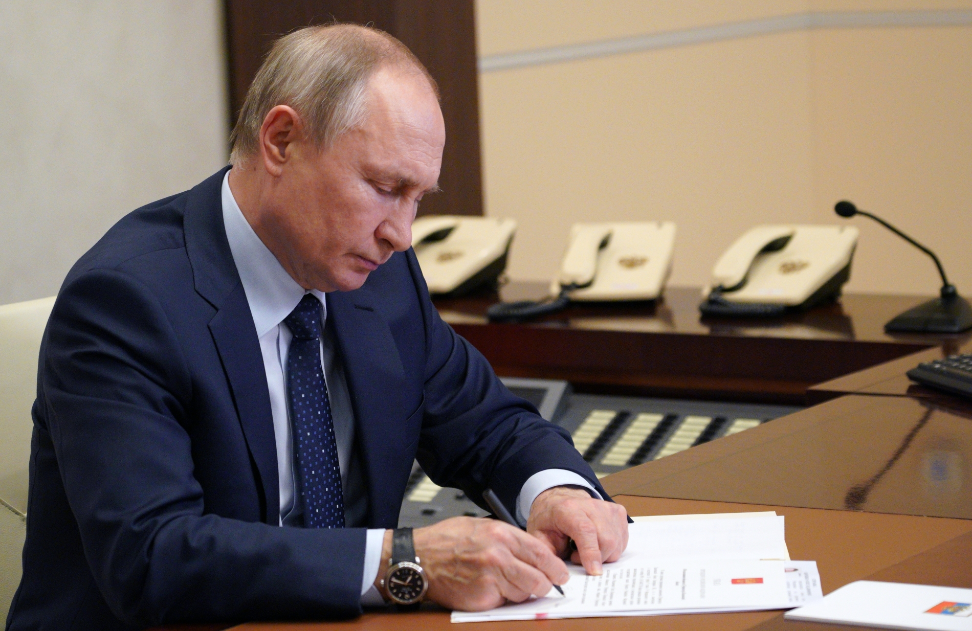 В России подписан закон об исполнении федерального бюджета за 2020 год