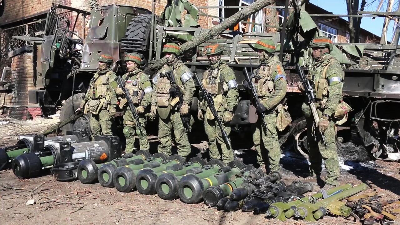 На "Армии-2022" открылась выставка оружия, захваченного в ходе спецоперации